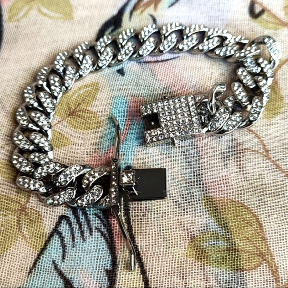 Cuban Chunky Heavy Link Gold Tone Chain Necklace Rhinestone Encrusted Box Clasp - Picture 15 of 15